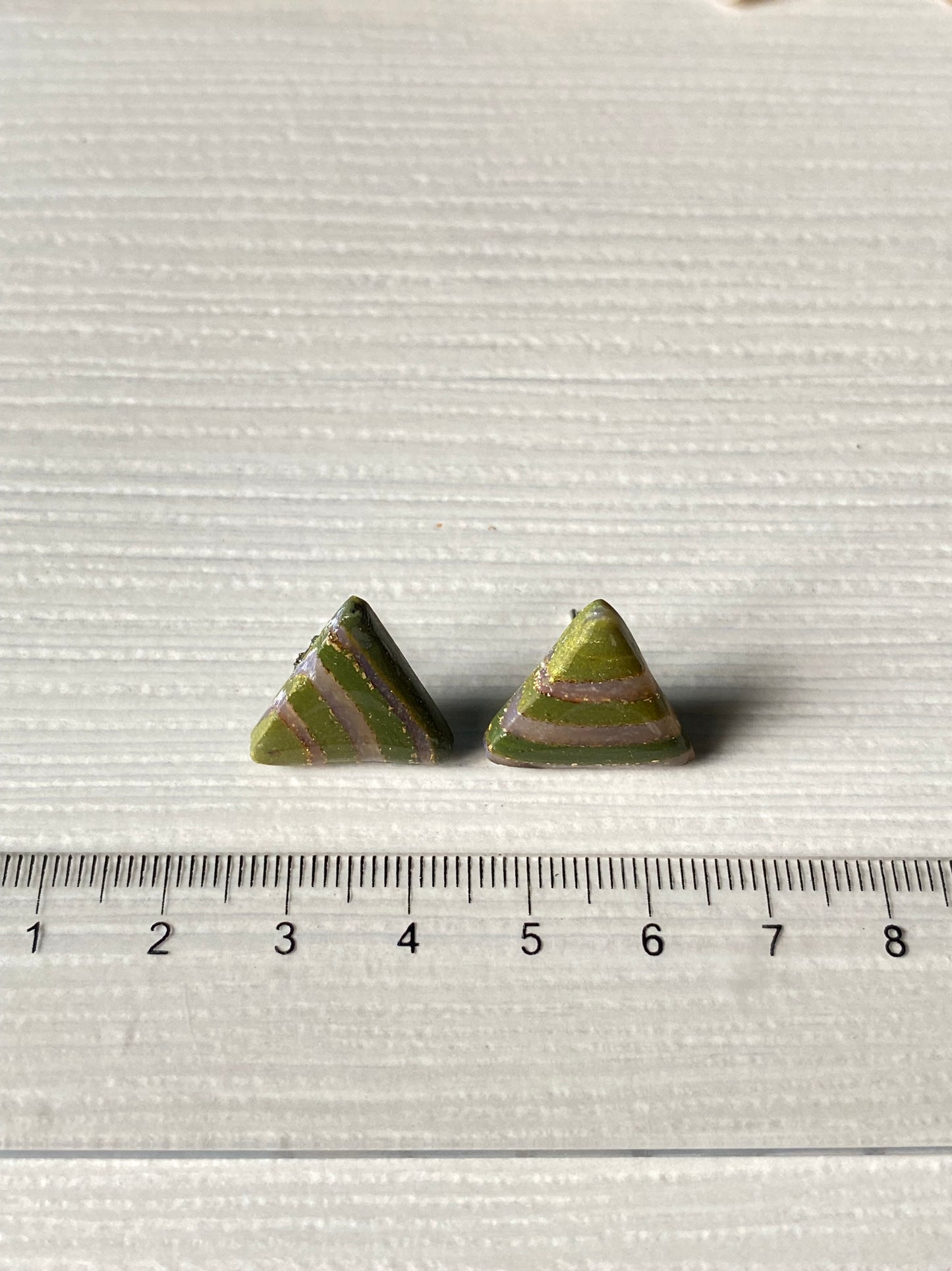 Orecchini LOBO TRIANGOLO WARM GREEN